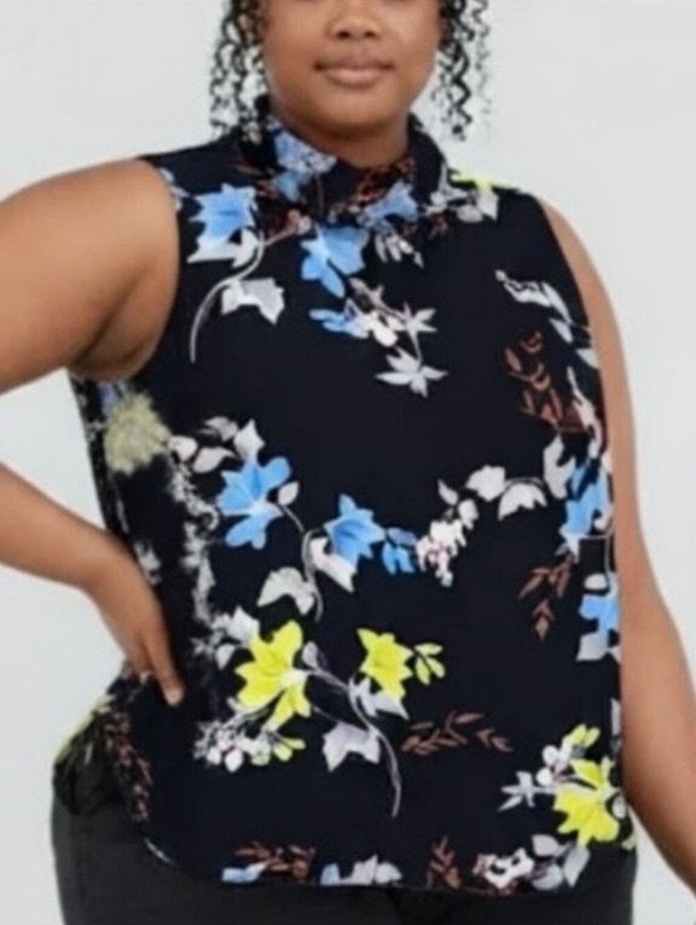 Apt 9 Sleeveless Black Floral Mock Neck Top